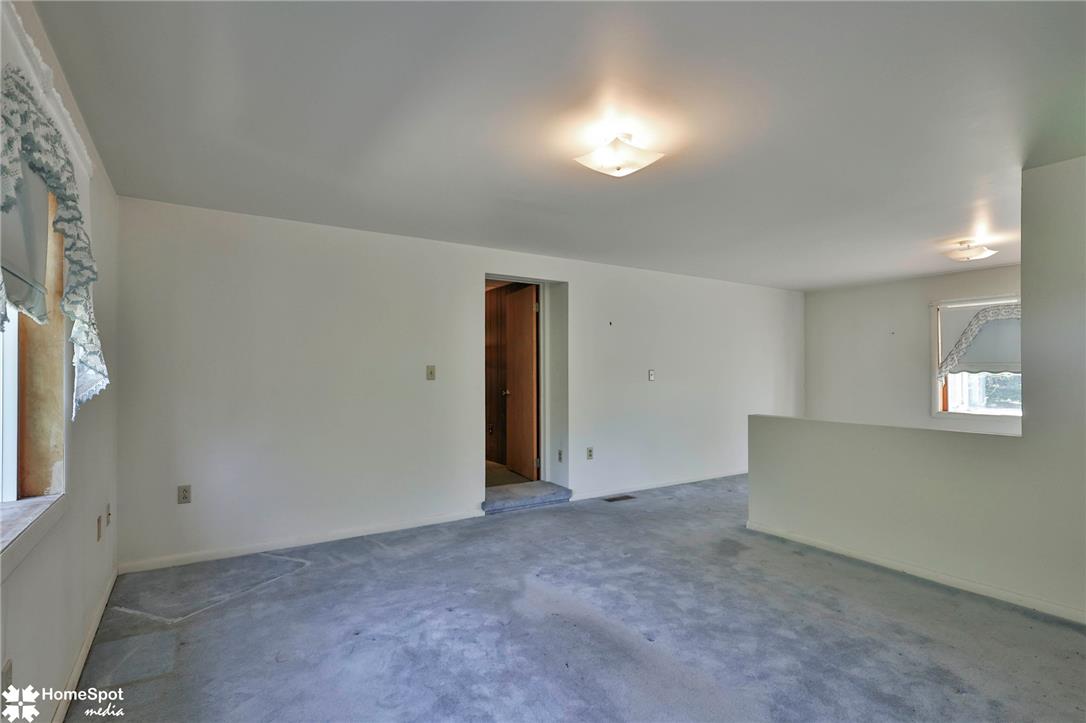808 Engler Road Property Photo 7