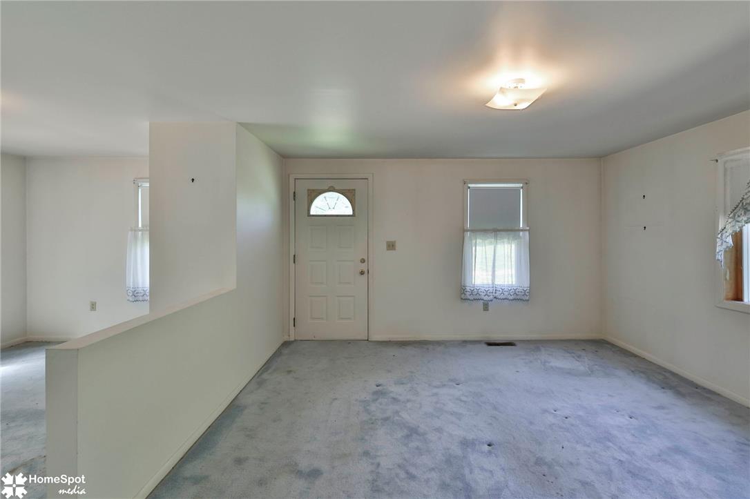 808 Engler Road Property Photo 9