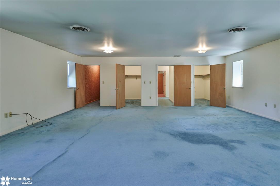 808 Engler Road Property Photo 17