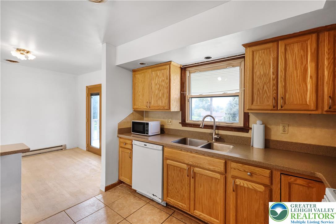 467 W Locust Lane Property Photo 10