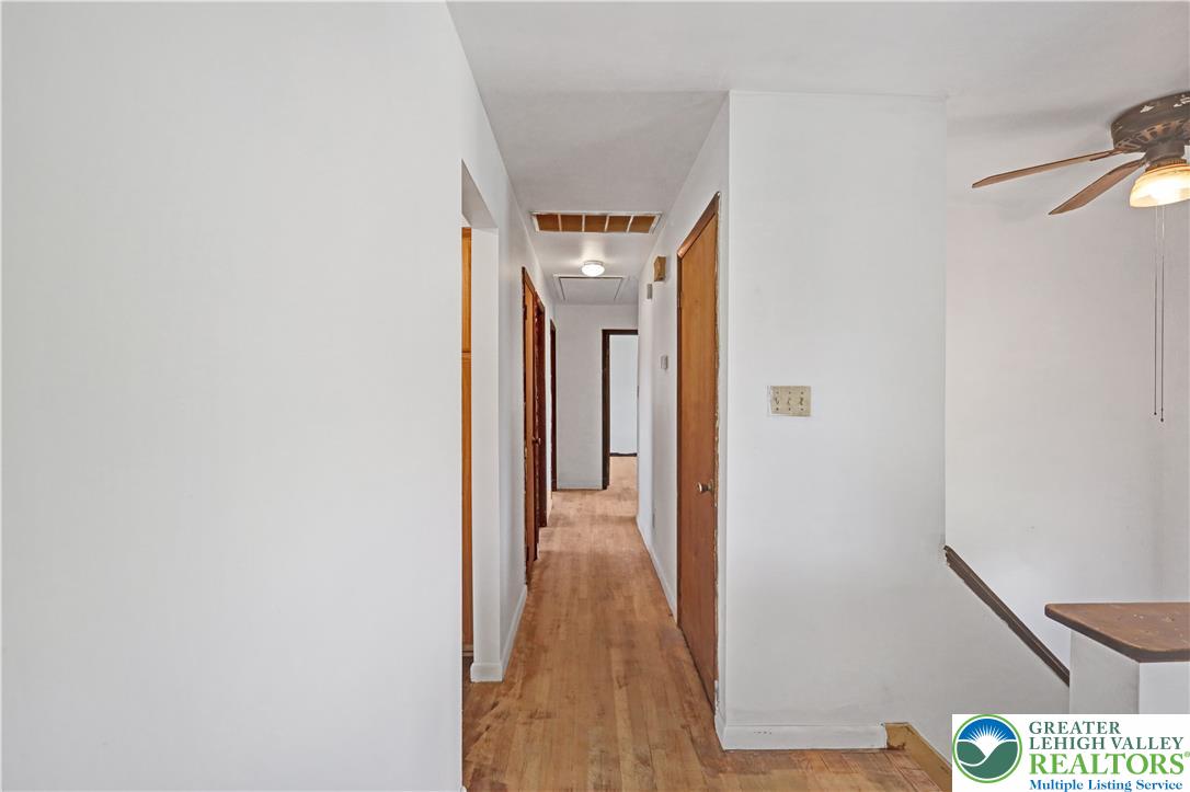 467 W Locust Lane Property Photo 11
