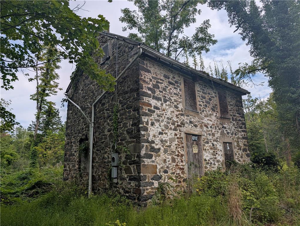 3051 Bursonville Road Property Photo 1