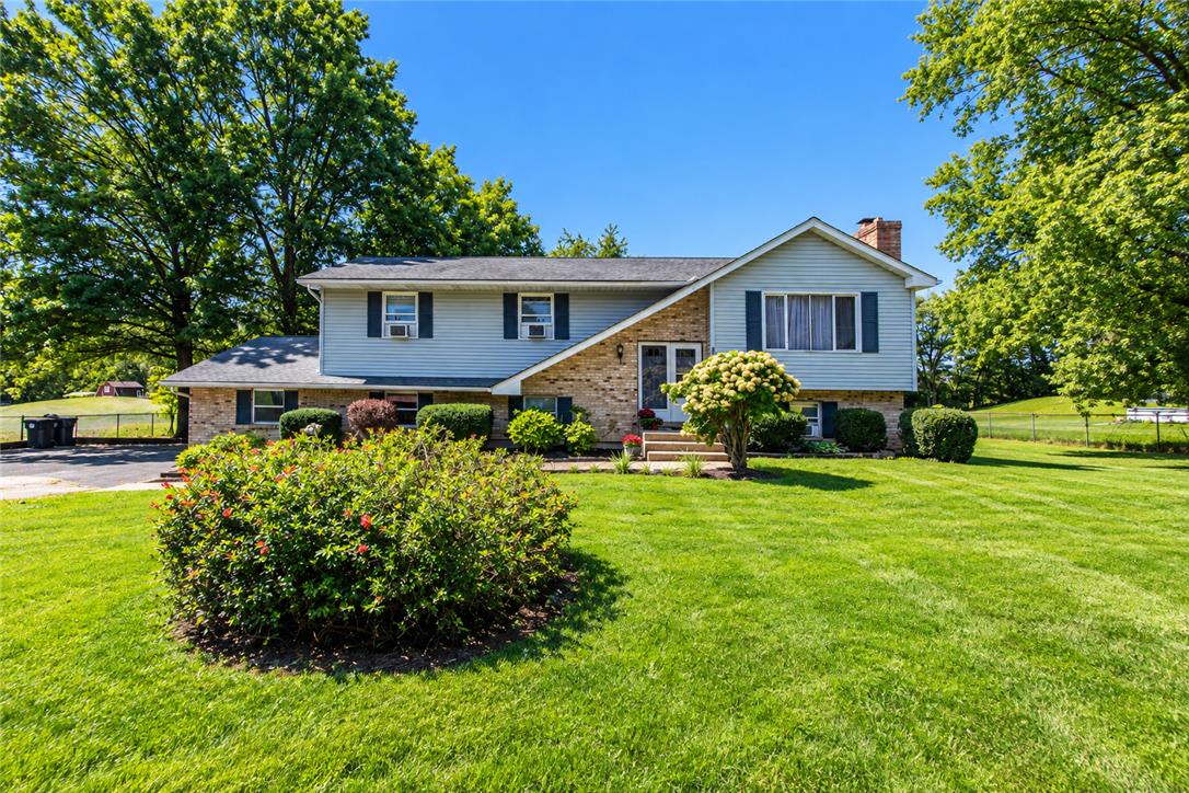 121 Scenic Court Property Photo 1