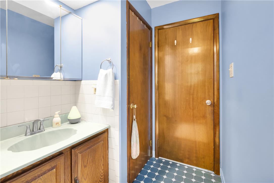 121 Scenic Court Property Photo 24