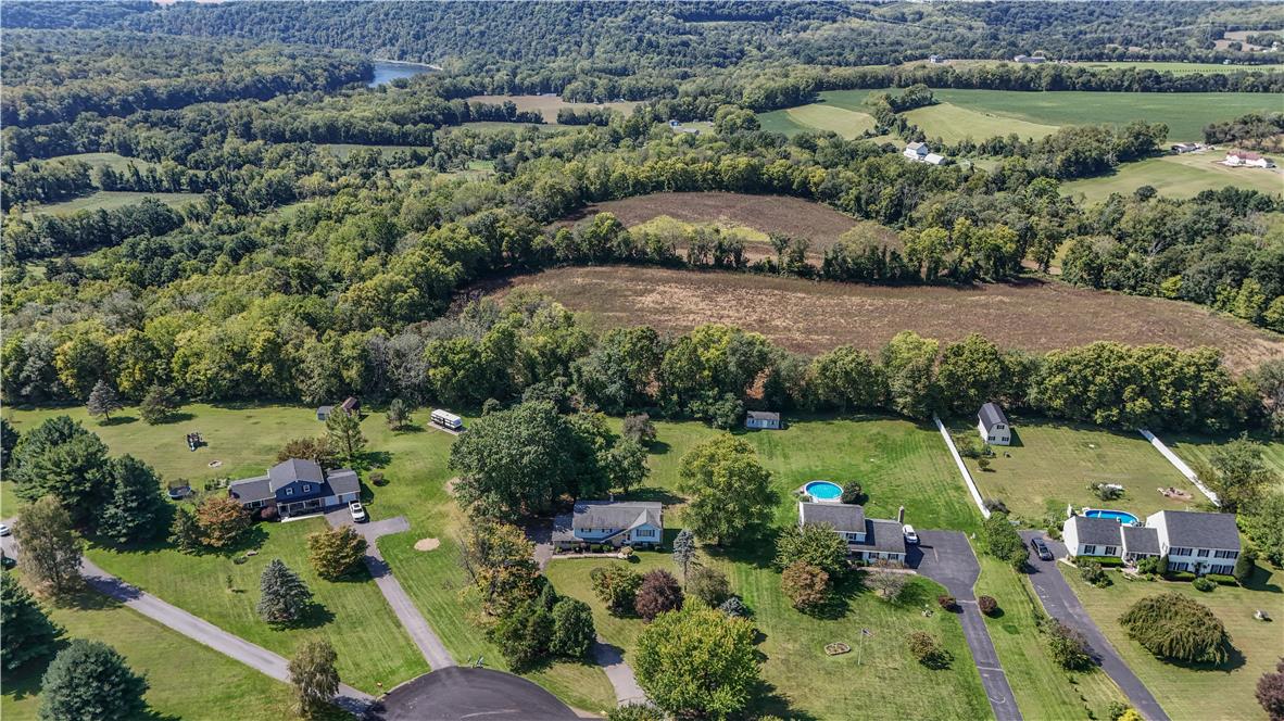 121 Scenic Court Property Photo 44