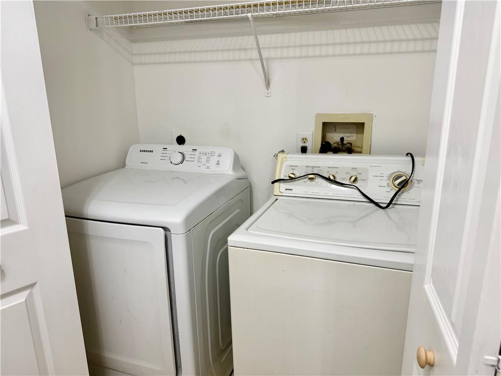 7813 Cross Creek Circle Property Photo 15