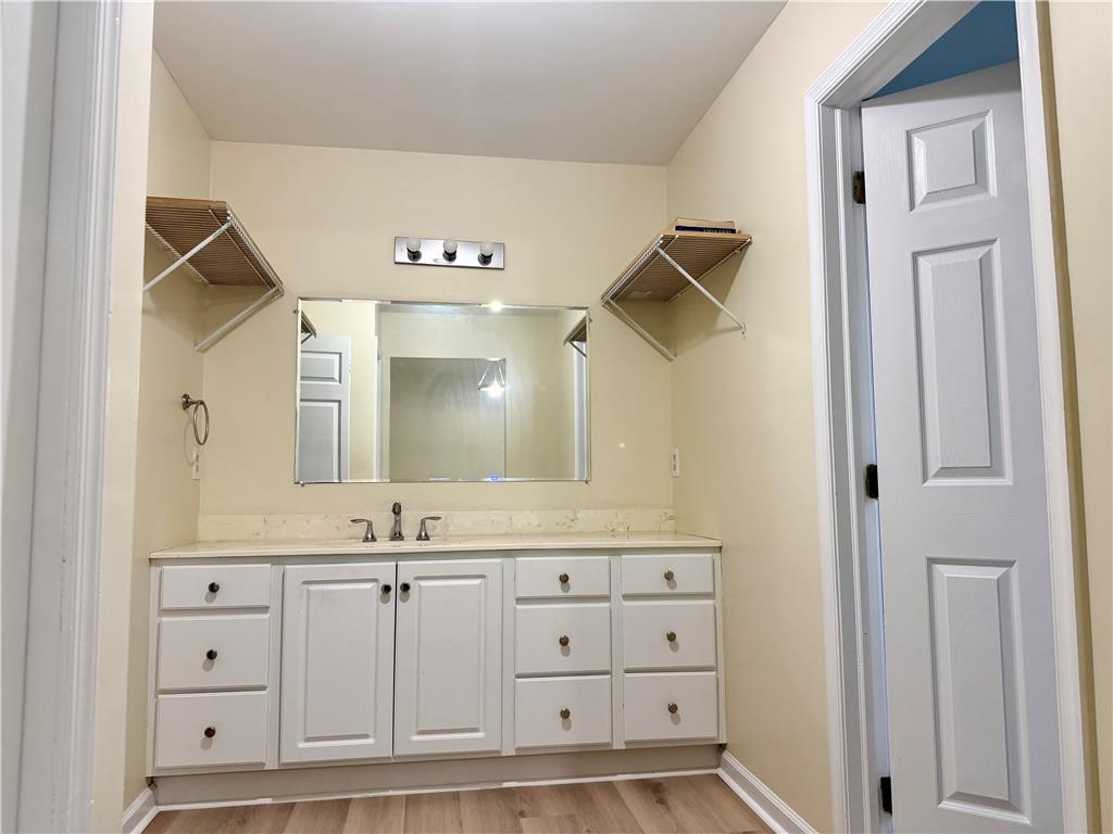 7813 Cross Creek Circle Property Photo 18