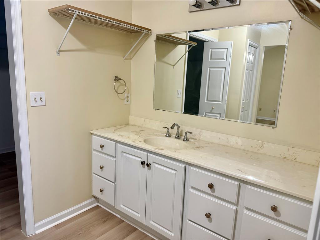 7813 Cross Creek Circle Property Photo 22