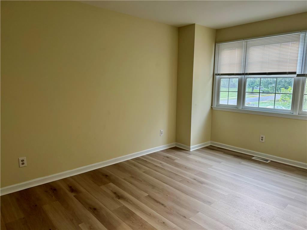7813 Cross Creek Circle Property Photo 28