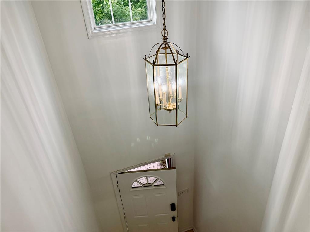 7813 Cross Creek Circle Property Photo 29