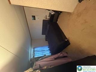 6147 Telford Court 10 Property Photo 6
