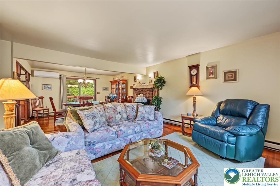 2311 Woodhaven Drive Property Photo 12