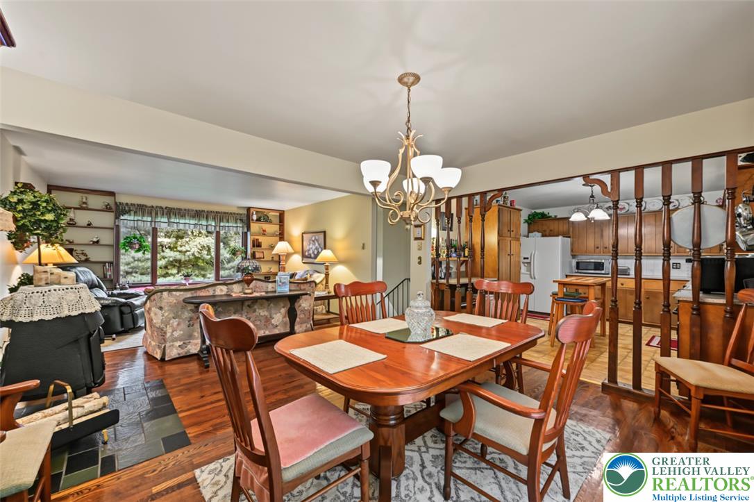 2311 Woodhaven Drive Property Photo 16