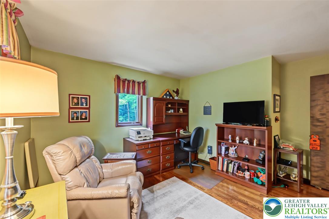 2311 Woodhaven Drive Property Photo 32
