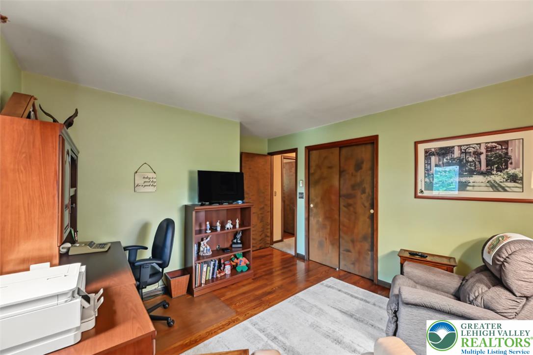 2311 Woodhaven Drive Property Photo 33