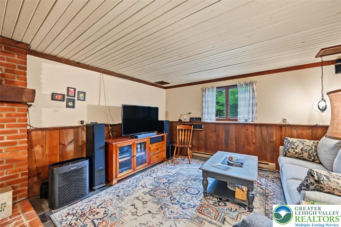 2311 Woodhaven Drive Property Photo 38