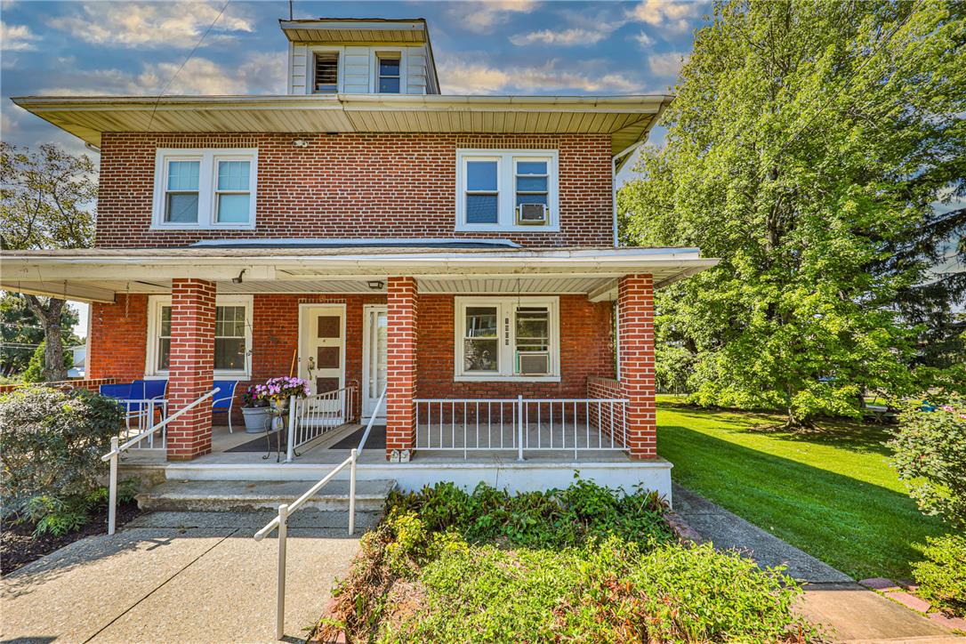 1909 4th Street Property Photo 1