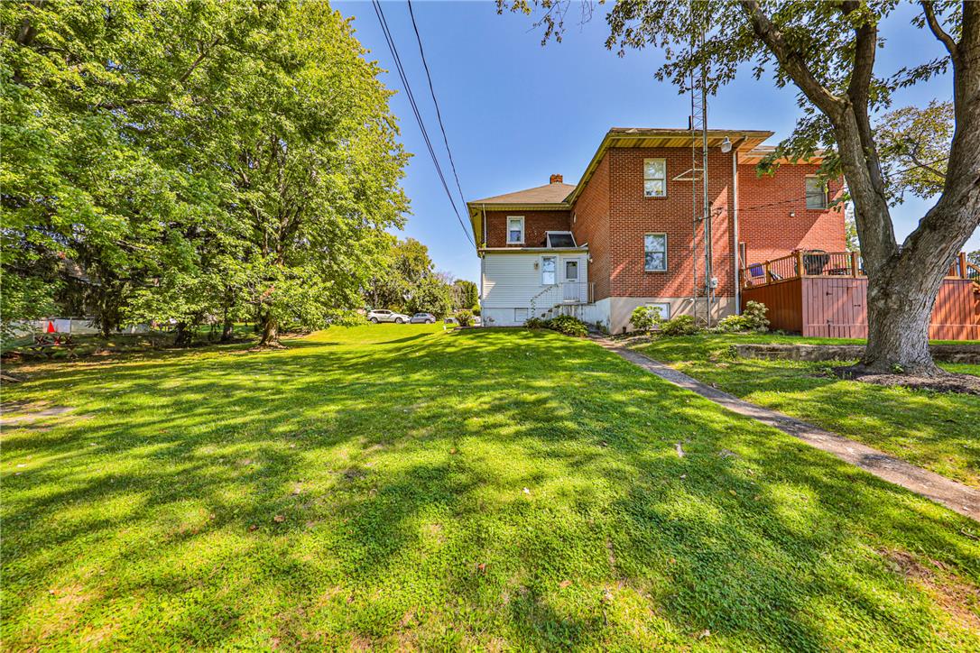 1909 4th Street Property Photo 6