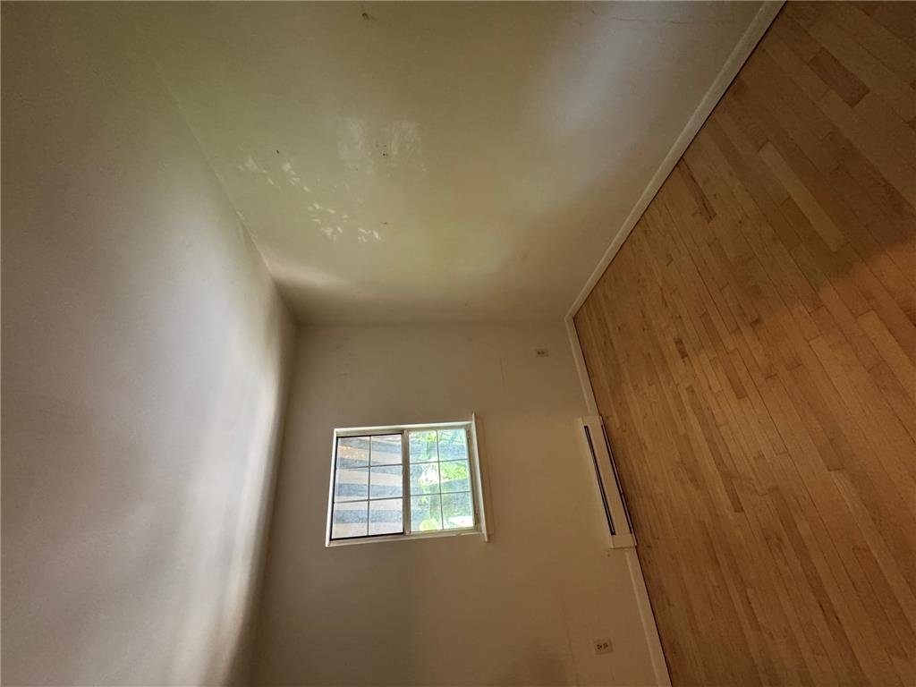5661 Greens Drive Property Photo 16