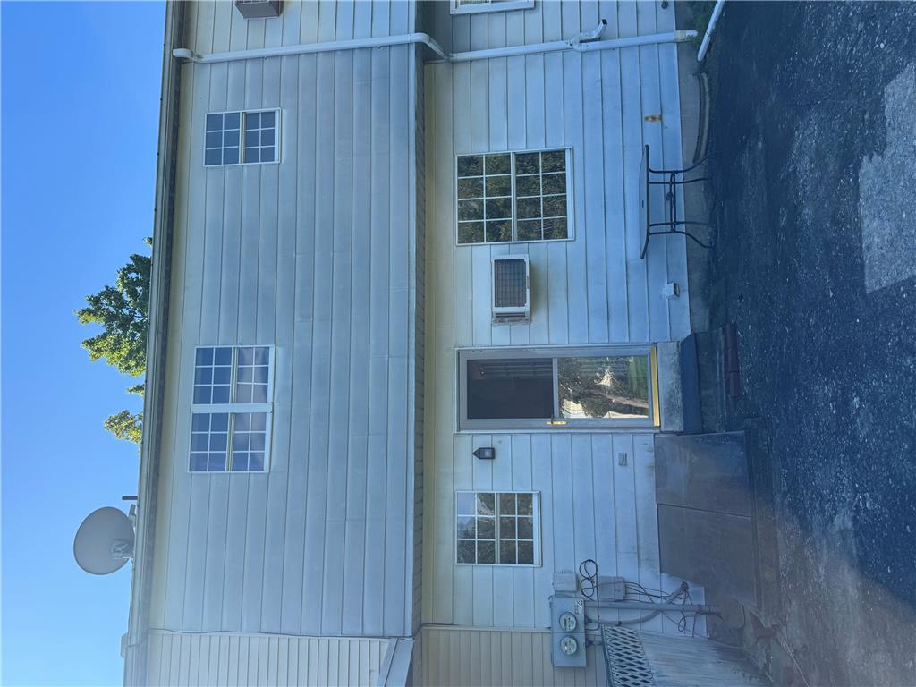 5661 Greens Drive Property Photo 23