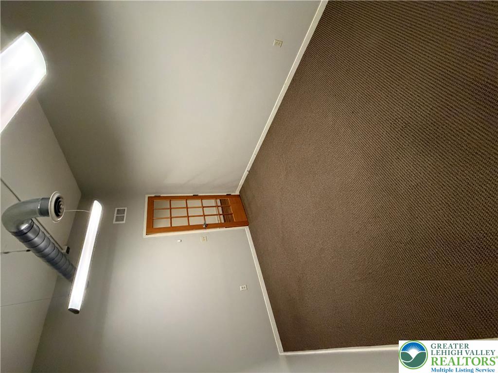 191 Main Street 102 Property Photo 7