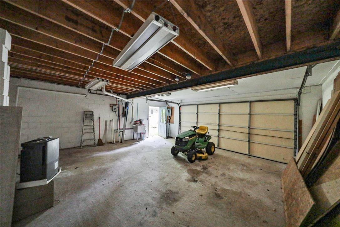 335 Shady Oaks Drive East Property Photo 22