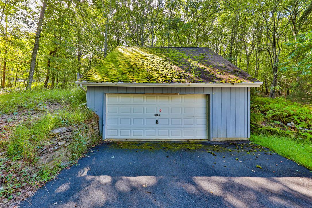 335 Shady Oaks Drive East Property Photo 29