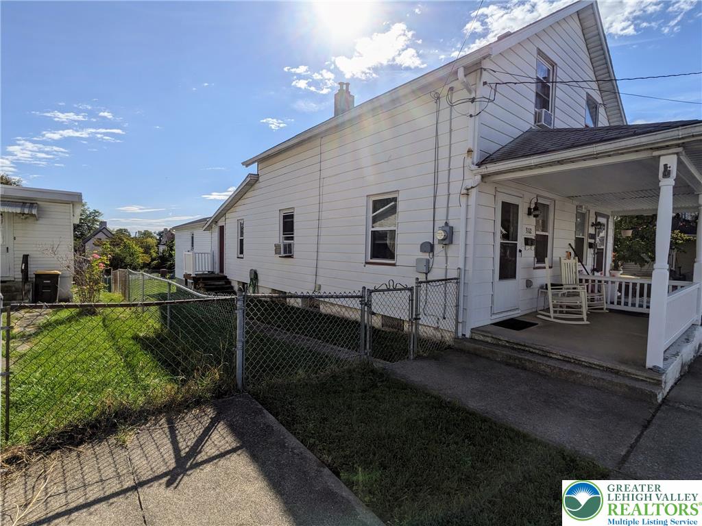3112 North 2nd Street Property Photo 2