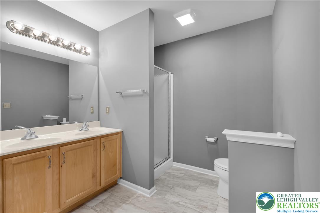 6835 Lincoln Drive Property Photo 25