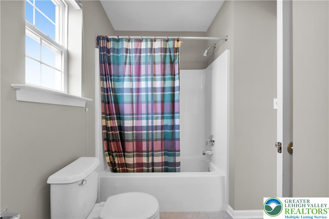6835 Lincoln Drive Property Photo 26