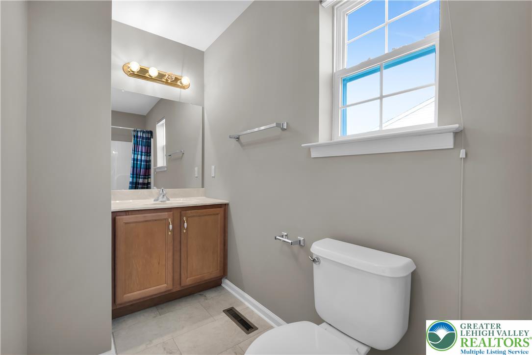6835 Lincoln Drive Property Photo 31