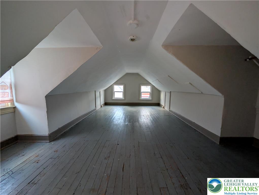 426 Carlton Avenue Apt 2 Property Photo 17