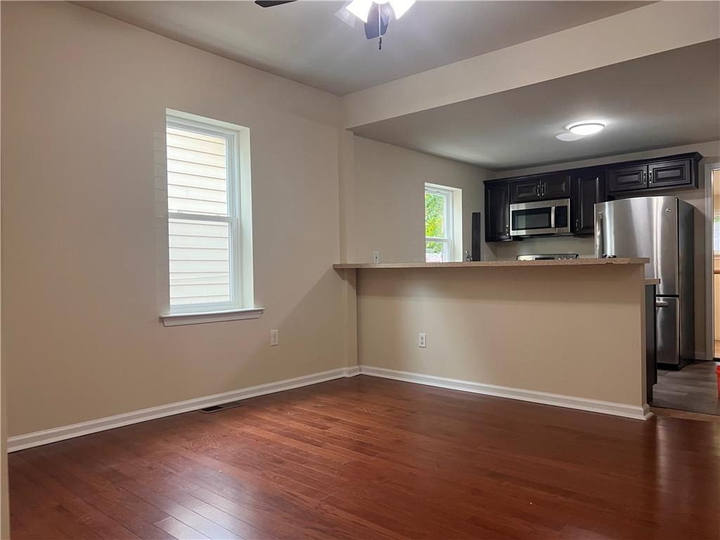 811 Vernon Street Property Photo 2