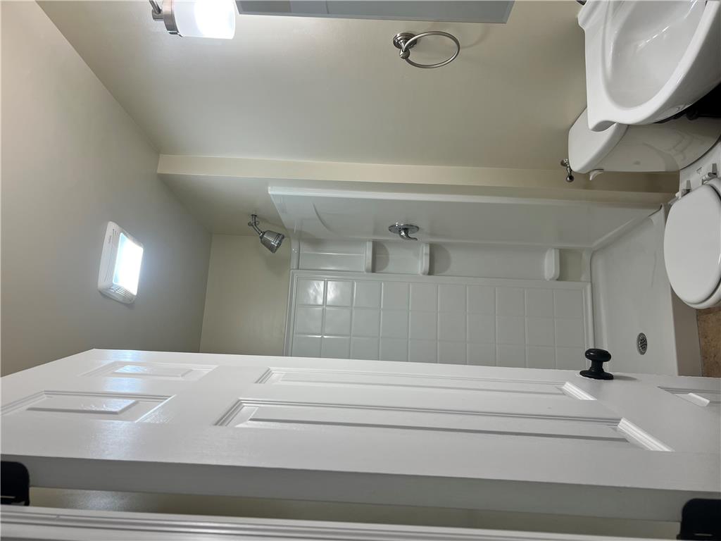811 Vernon Street Property Photo 9