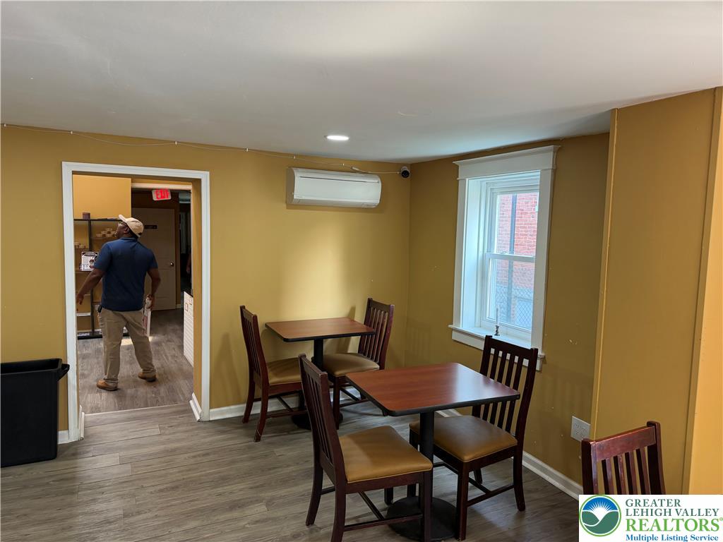 474 Main Street Property Photo 7