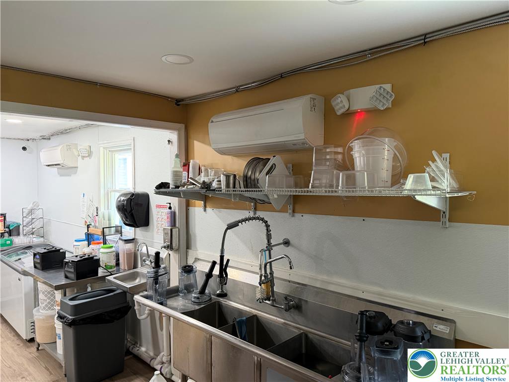 474 Main Street Property Photo 10