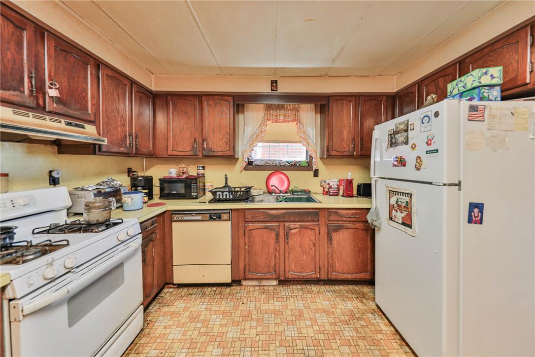251 East Goepp Street Property Photo 7