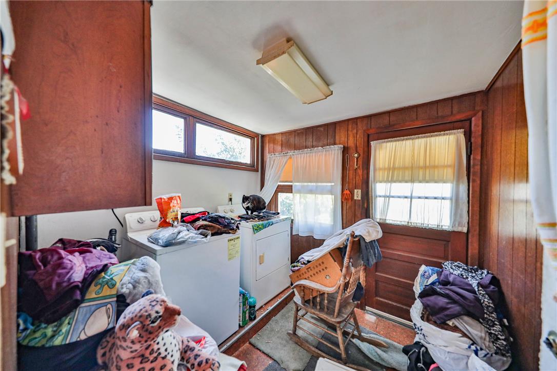 251 East Goepp Street Property Photo 8