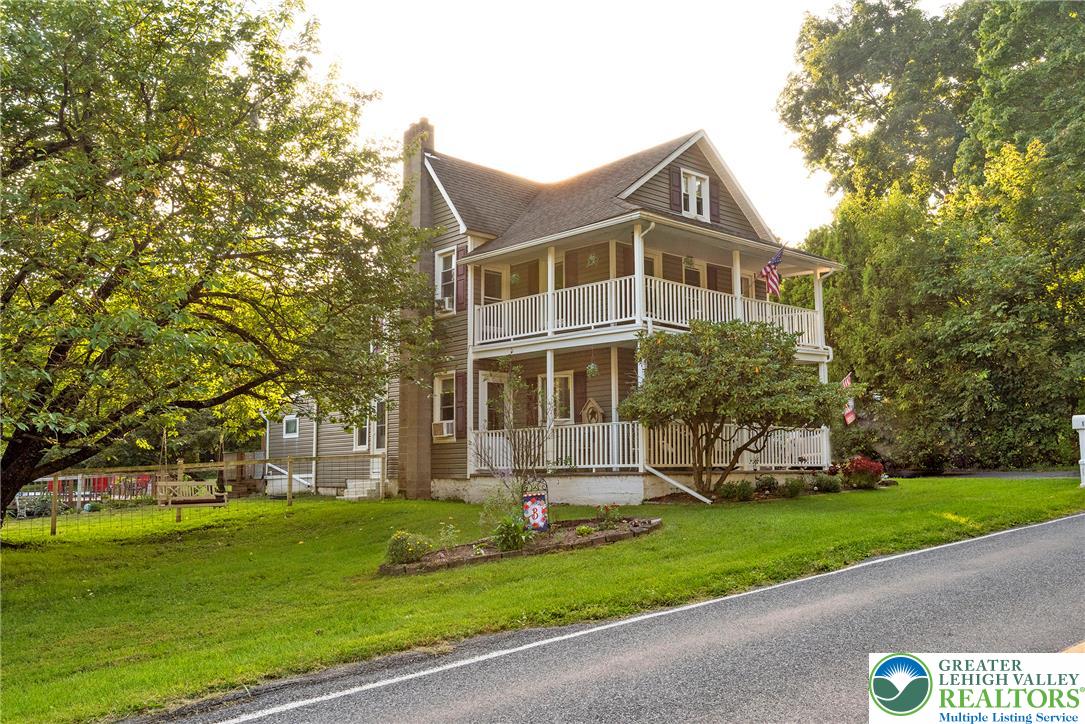 1114 Fox Gap Road Property Photo 1