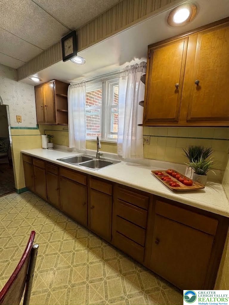 639 North Graham Street Property Photo 20
