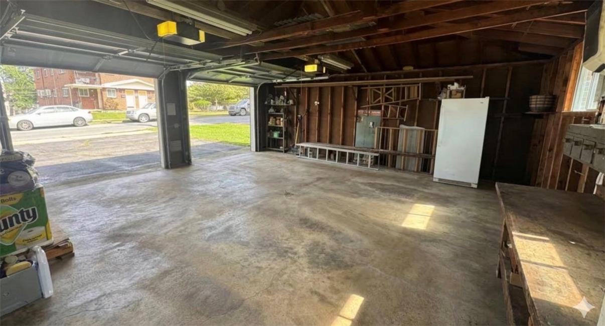 639 North Graham Street Property Photo 54