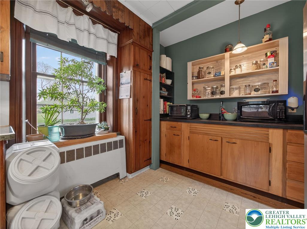 2307 Howertown Road Property Photo 18