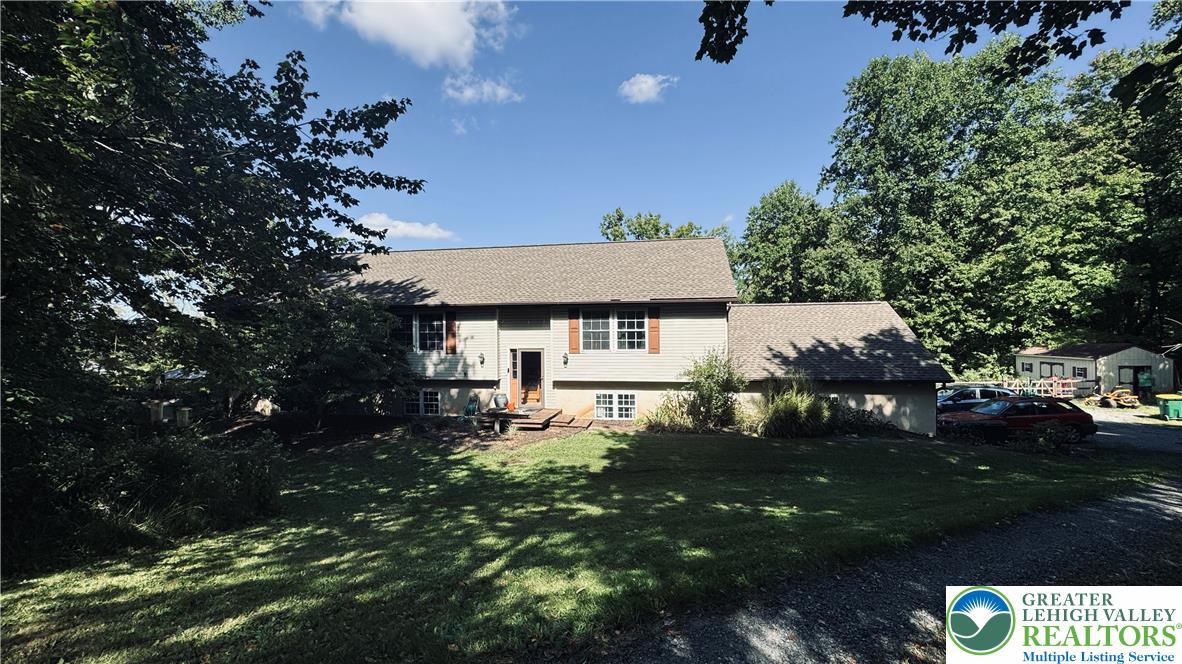 8581 Hensingersville Road Property Photo 1