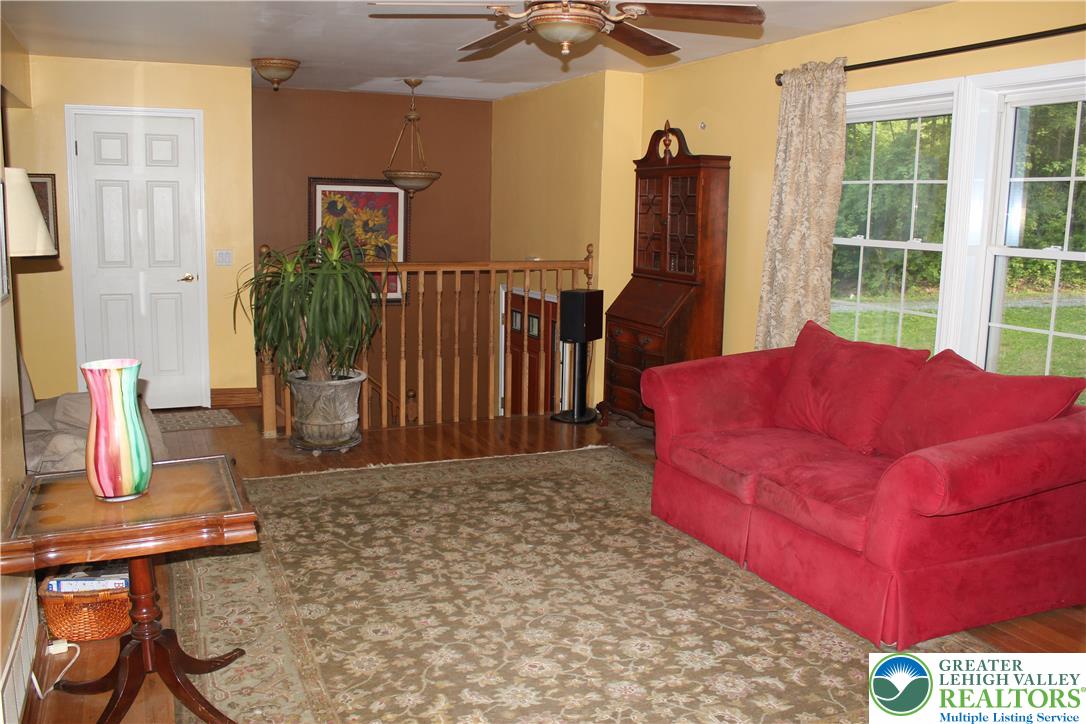 8581 Hensingersville Road Property Photo 5