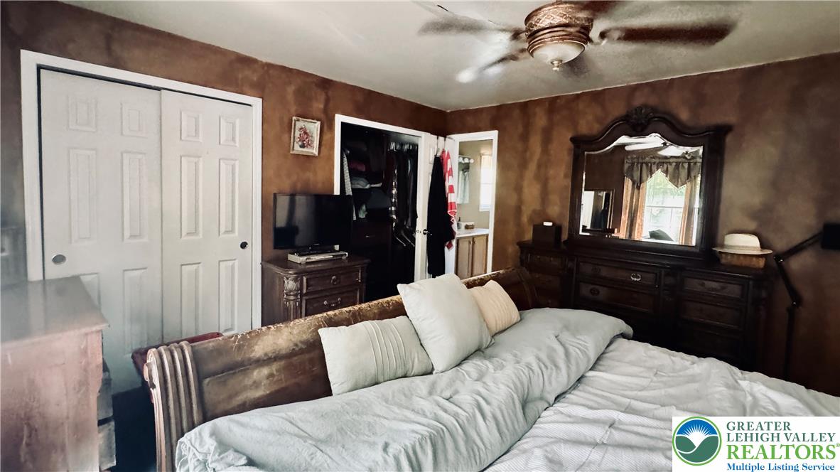 8581 Hensingersville Road Property Photo 10