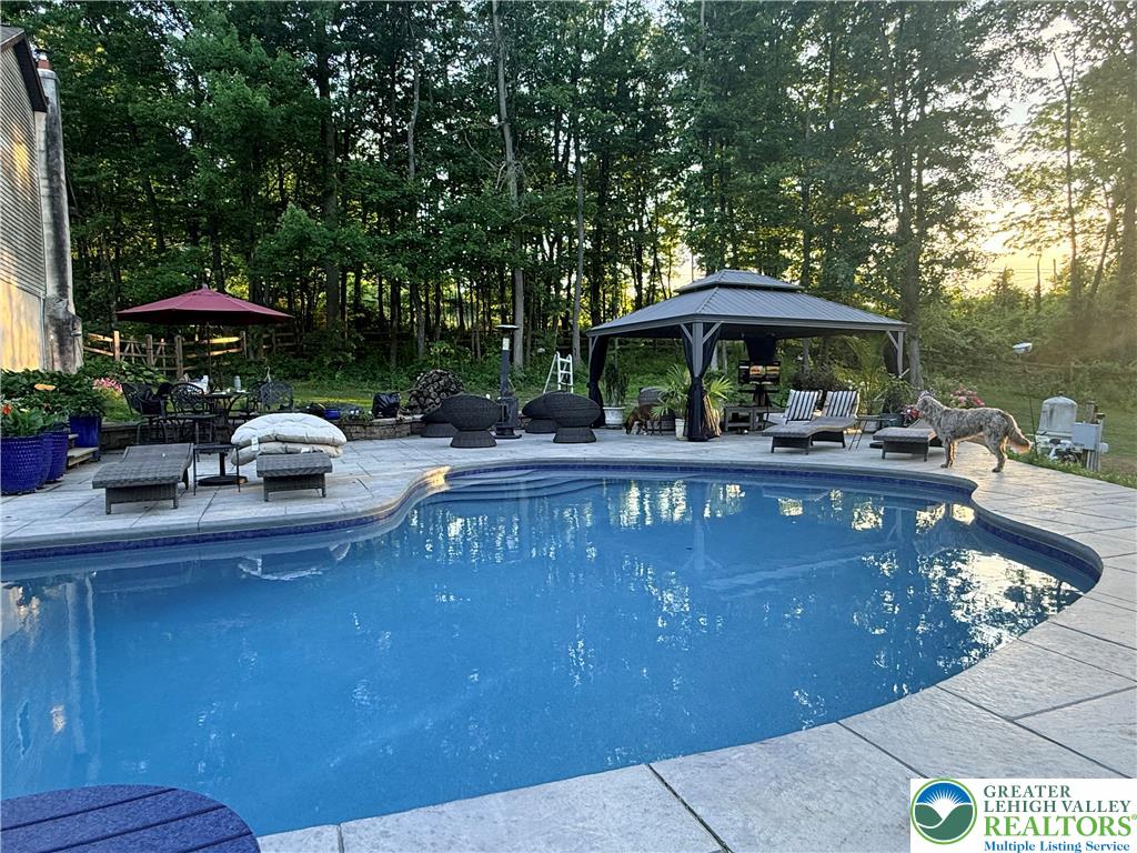 8581 Hensingersville Road Property Photo 25