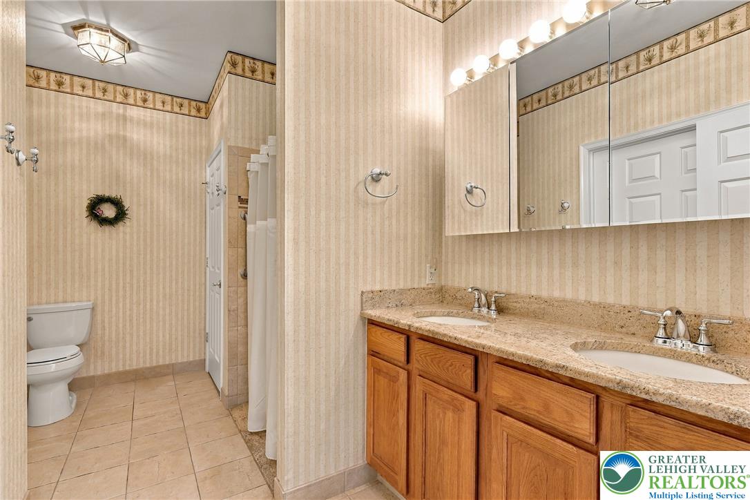 5229 Garden View Lane Property Photo 22