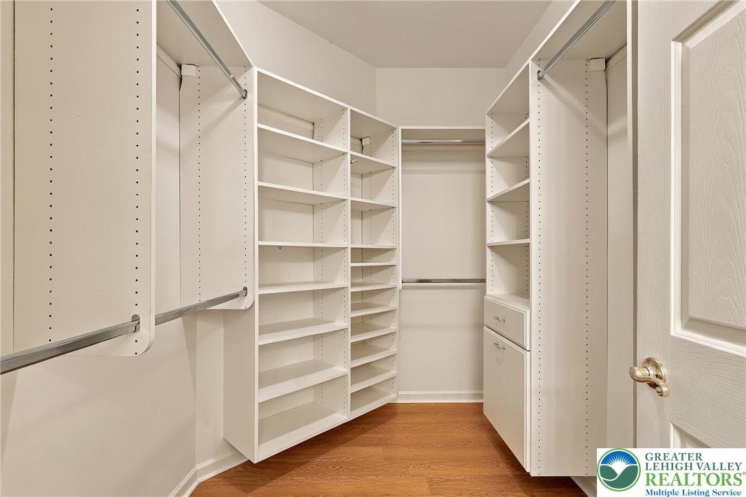 5229 Garden View Lane Property Photo 24