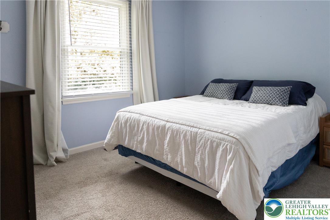 5 Midland Drive Property Photo 37