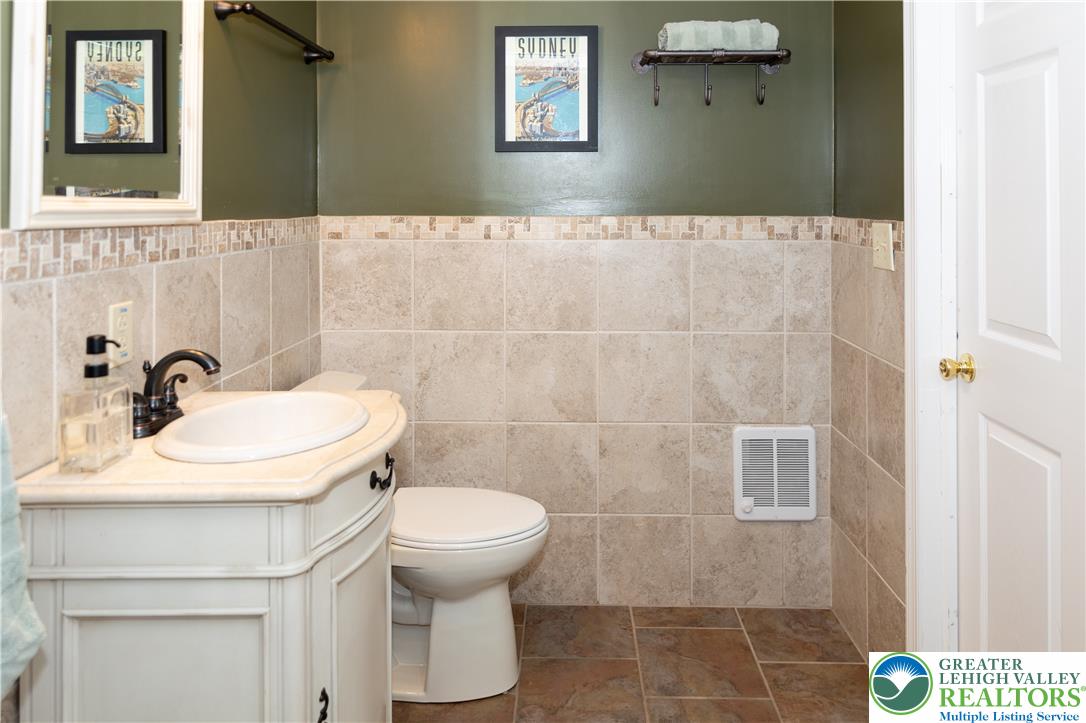 5 Midland Drive Property Photo 53